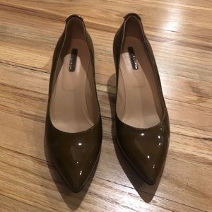 Longchamp Patent Pumps